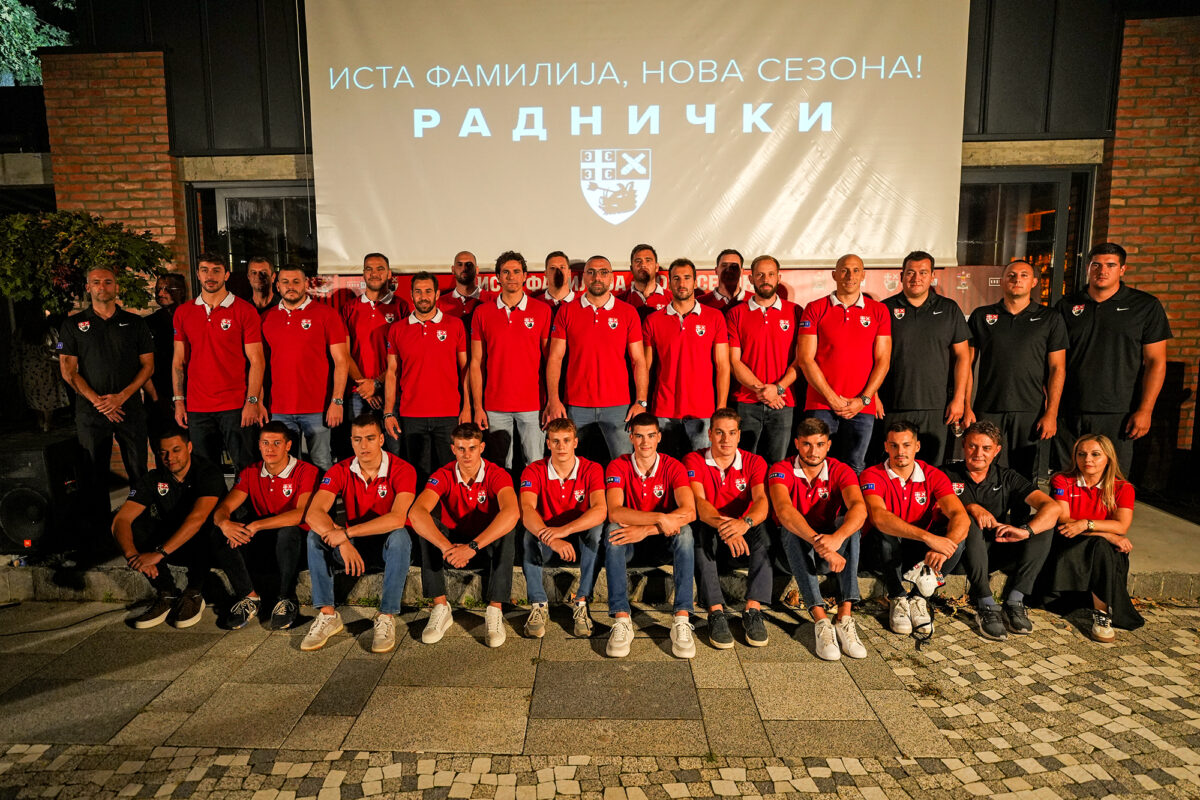 Spremni za istoriju: Radnički juri sve trofeje sa našim asovima!